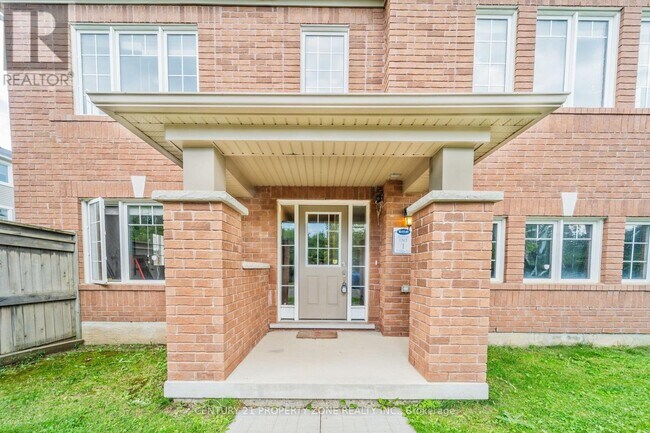 Building Photo - 27 Midhope Way