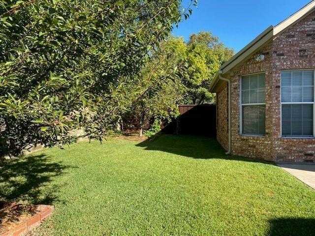 Building Photo - 3621 Nandina Dr