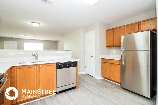 Foto del edificio - 484 Bedford Knoll Dr