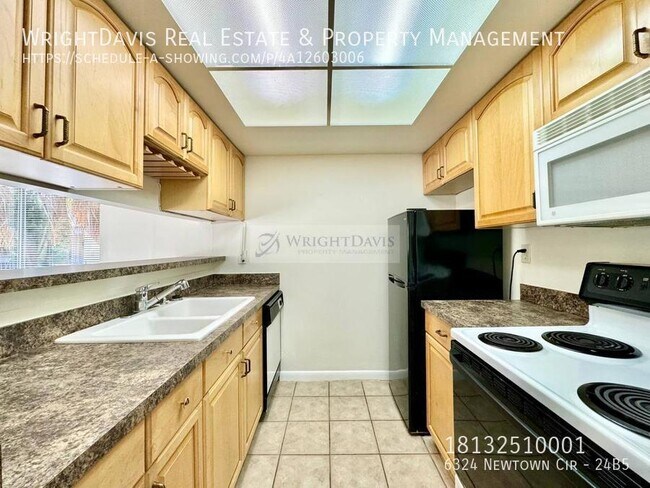 Foto del edificio - 6324 Newtown Cir