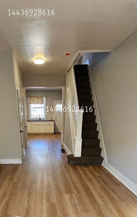 Building Photo - 528 N Belnord Ave