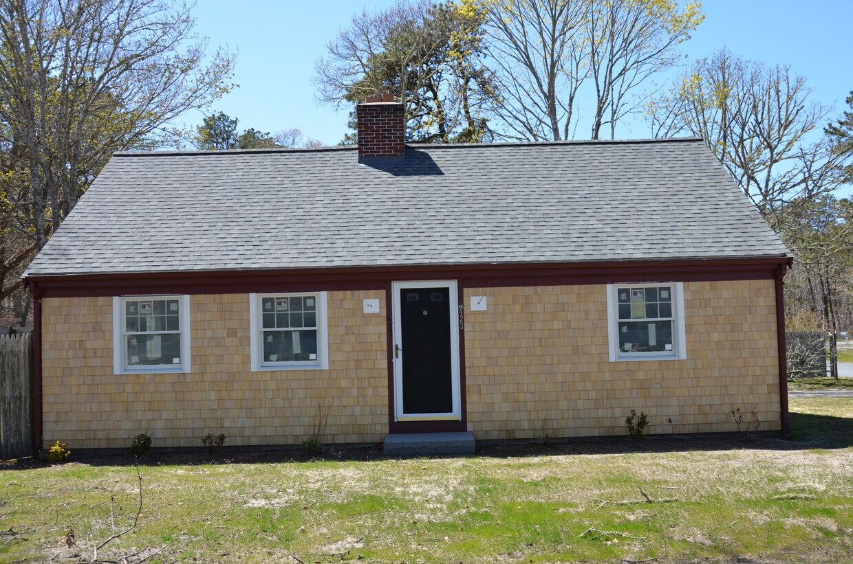 423 N Main St Yarmouth, MA 02664 Alquileres en Yarmouth, MA