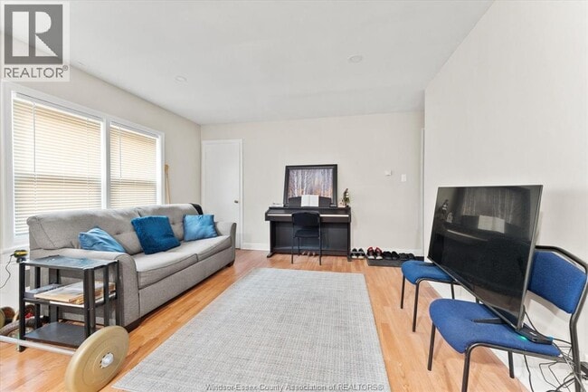 Photo du bâtiment - 127 Talbot St N