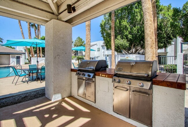 Interior Photo - RIVER PARK