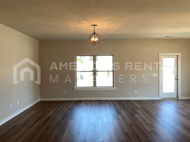 Building Photo - Home for Rent in Cullman, AL… Available to...