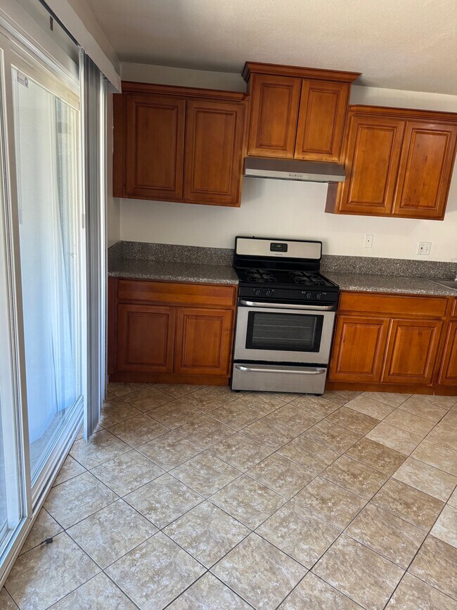 Foto del edificio - 5131 Merle St