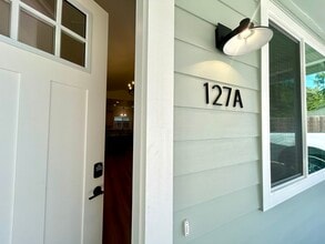 Building Photo - 127 Clinton Ave