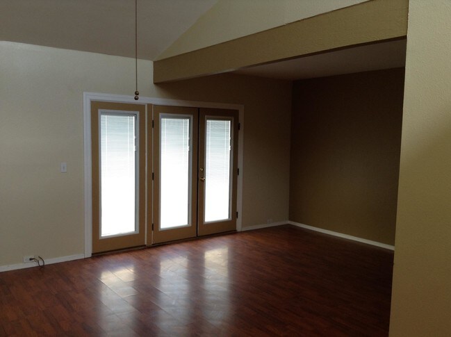 Foto del edificio - 3243 N 38th St
