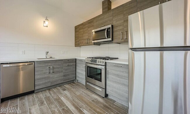 Foto del edificio - 4539 N 8th Pl