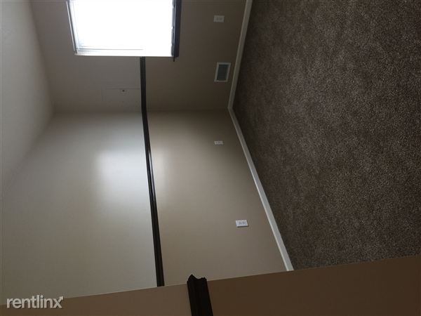 Building Photo - 23347 Stoflet Ln