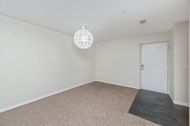 Building Photo - 4276 Calinda Ln