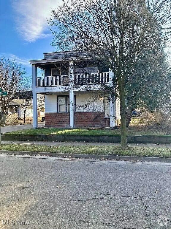 Building Photo - 404 Stanton Ave
