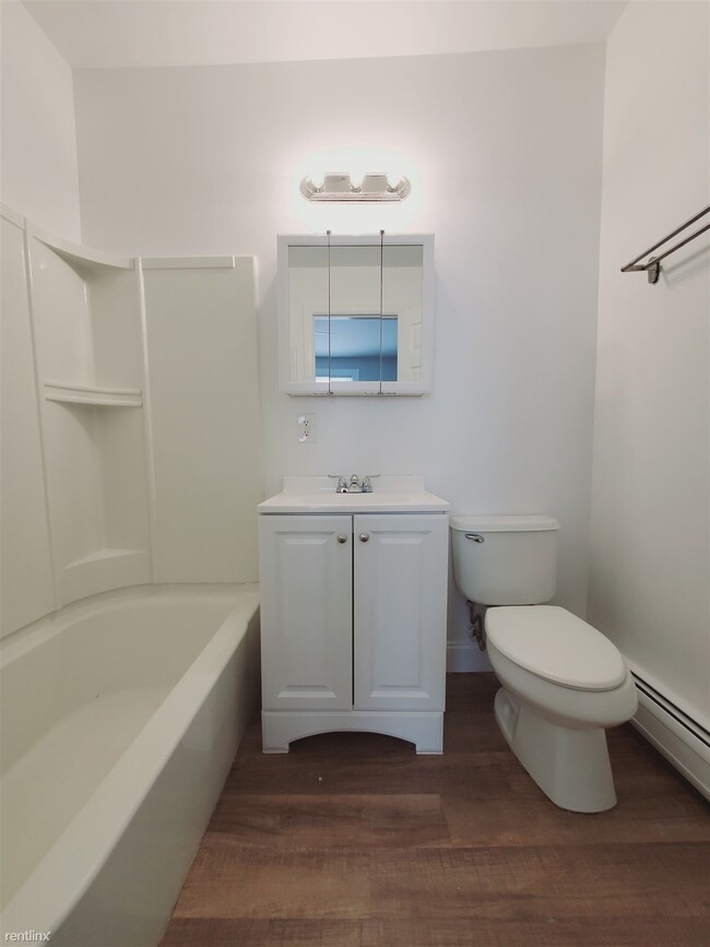 Building Photo - 1 br, 1 bath Condo - 467 Fairfield Ave Apt 3