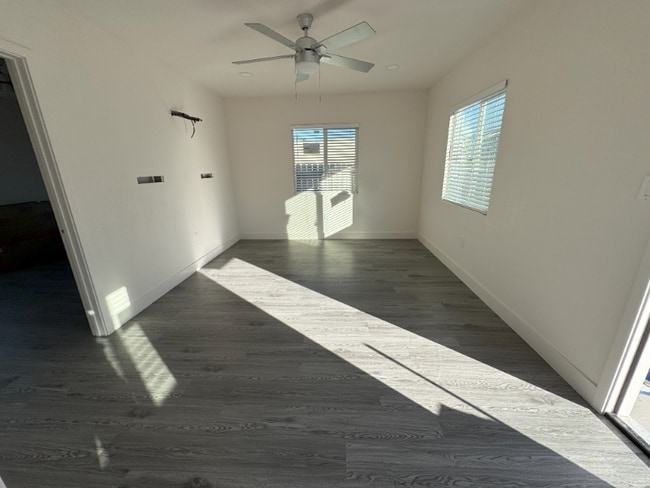 Building Photo - 2300 Brundage Ln