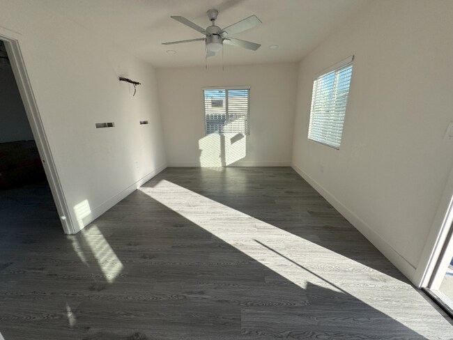 Foto del edificio - 2300 Brundage Ln