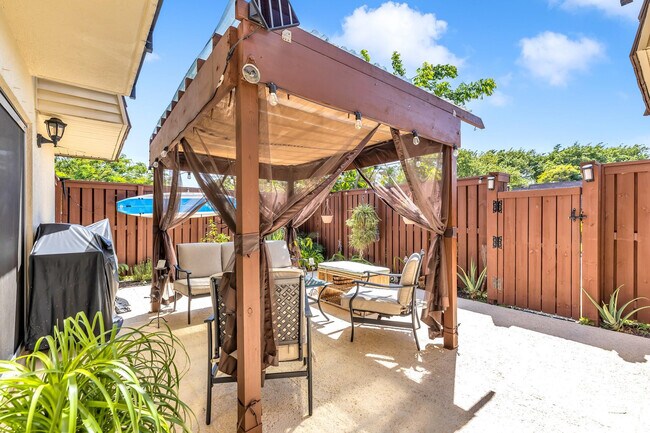 Foto del edificio - 2776 SW 15th St