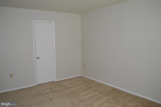 Building Photo - 1550 Renate Dr