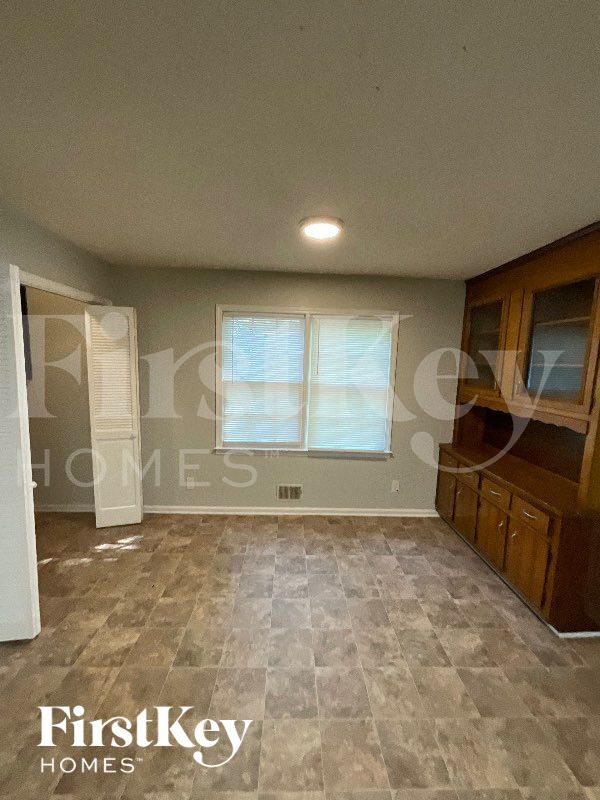 Foto del edificio - 1393 Panola Rd