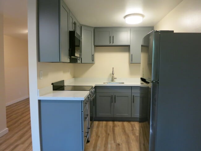 Building Photo - 5620 University Way NE