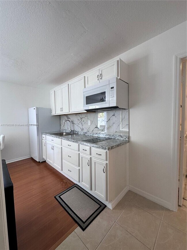 Building Photo - 27913 SW 136th Pl