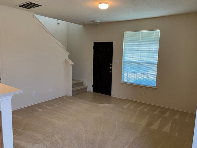 Building Photo - 13929 Cambourne Dr