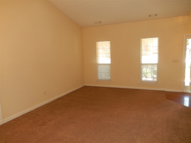 Building Photo - 380 Avian Forest Dr