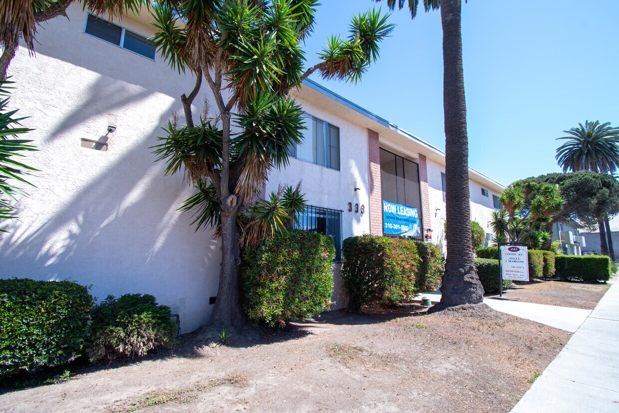 Foto del edificio - 333 Vernon Ave