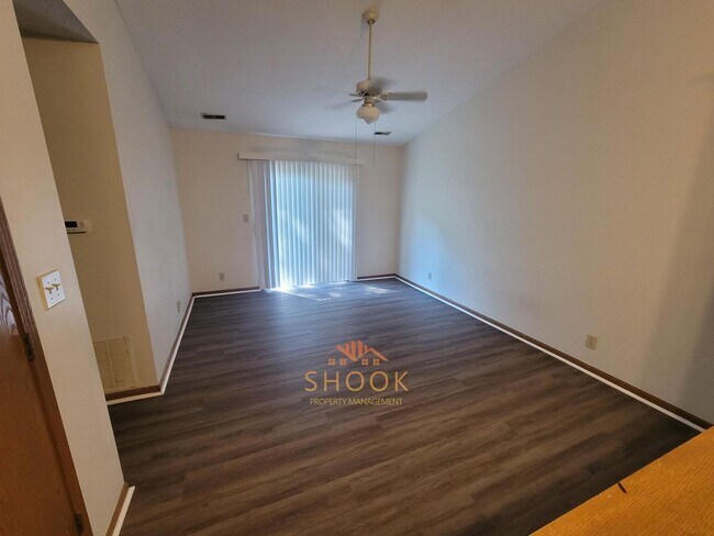 Foto del edificio - 2838/2840 Plaza Ln