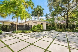 Building Photo - 1420 Ponce de Leon Dr