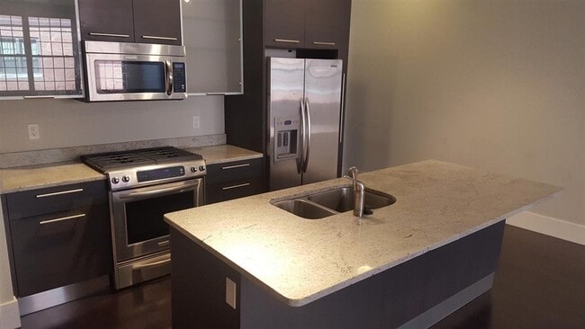 Foto del edificio - 154 W 2nd St