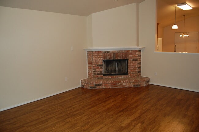 Building Photo - 3/2/2 in Frenship ISD