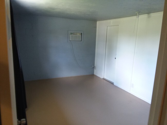 15'x10' de la habitación principal - 5344 Caldwell St