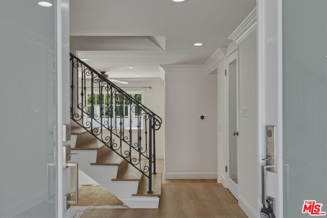 Foto del edificio - 29392 Hillrise Dr