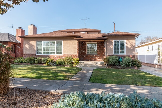 Photo - 11033 Barman Ave House