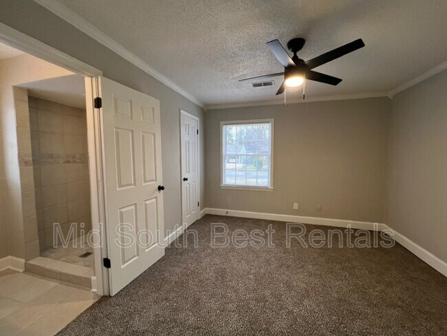 Building Photo - 3574 Naylor Dr