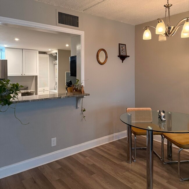 Building Photo - 4500 N Flagler Dr