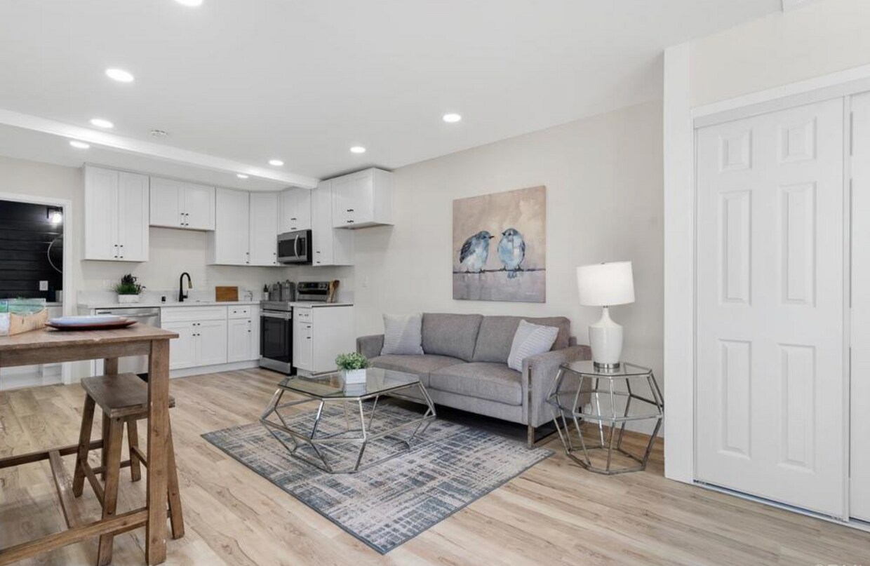 Foto principal - 5025 Williams Ave