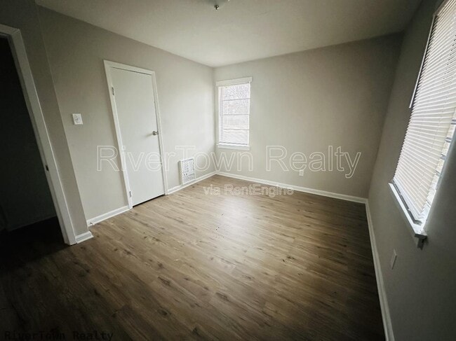 Building Photo - 3253 Ford Rd