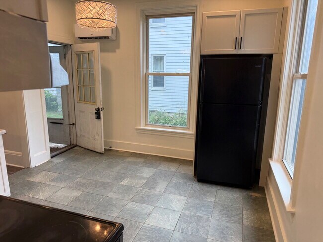Foto del edificio - "Charming 3-Bedroom Retreat with 1.5 Baths on Main St in Lykens, PA!"