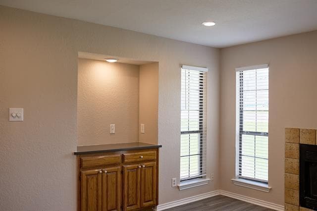 Building Photo - 900 Kilkenny Ct
