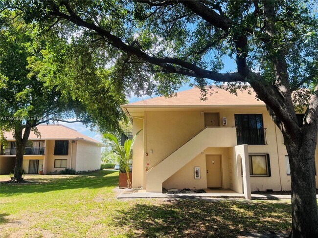 Foto del edificio - 5981 Washington St