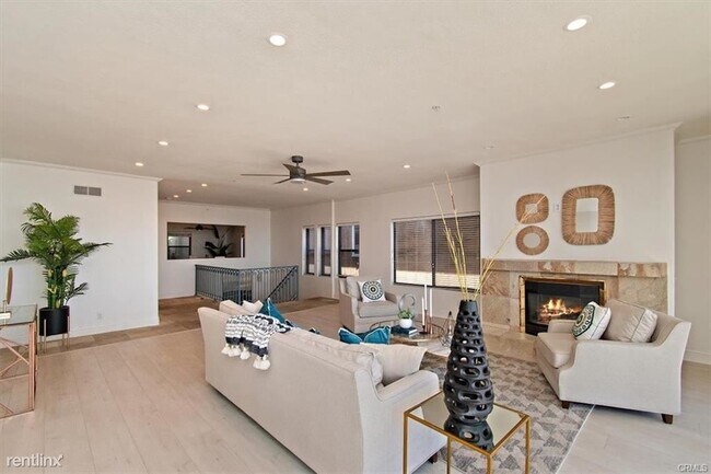 Foto del edificio - 2 br, 1.5 bath Condo - 427 Avenida Santa B...