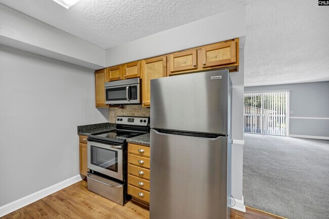 Foto del edificio - 6530 Davidson Rd