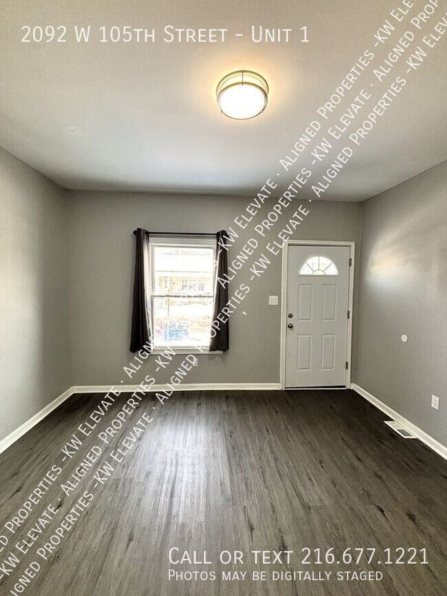 Foto del edificio - 2092 W 105th St