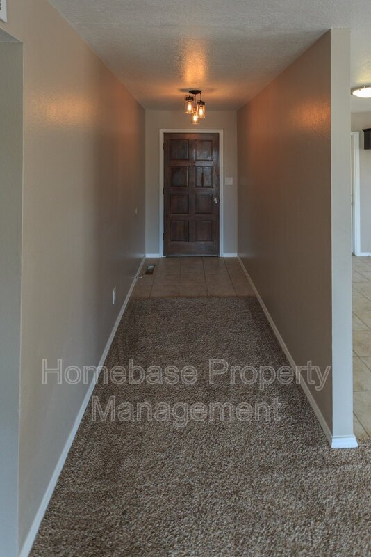 Foto del edificio - 5206 Foothills Dr