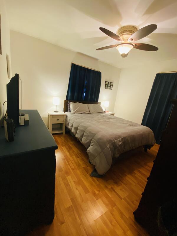 Foto del edificio - 703 E Shurts St