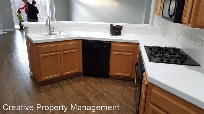 Building Photo - 3 br, 2 bath House - 1623 Paraiso Drive