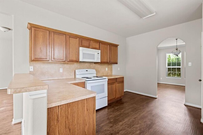 Building Photo - 996 Oak Glen Dr