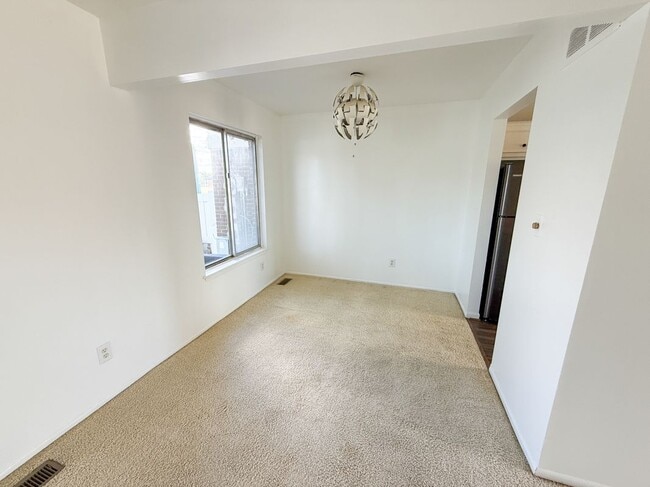 Building Photo - 12625 Ronda Dr