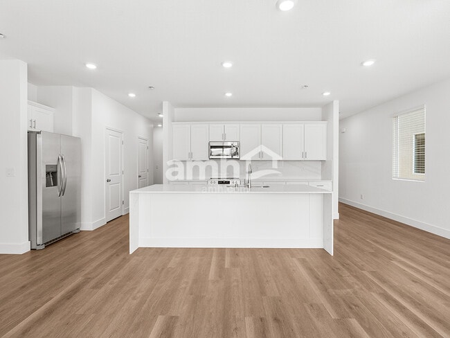 Foto del edificio - 5843 Fly Fisher St